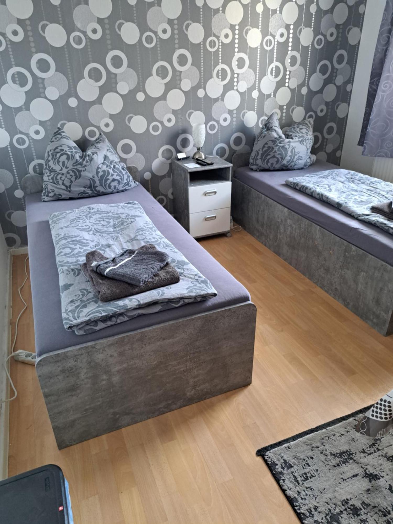 Doppelzimmer แอร์ฟวร์ท ภายนอก รูปภาพ